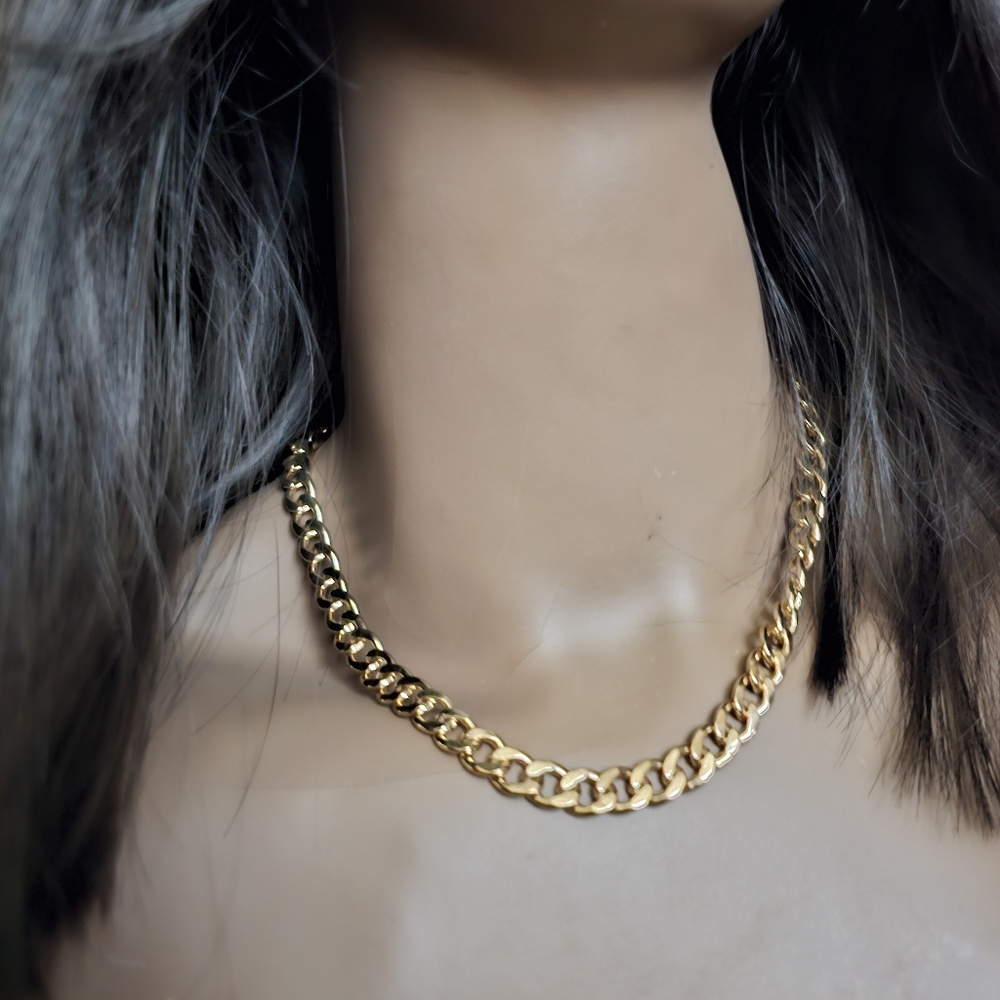 Cuban Link Chain - Picture 2 of 5